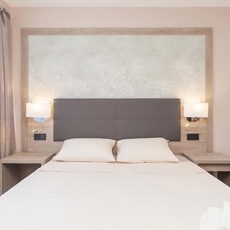 New Vip Aparts Deribasovskaia Odessa Ngoại thất bức ảnh