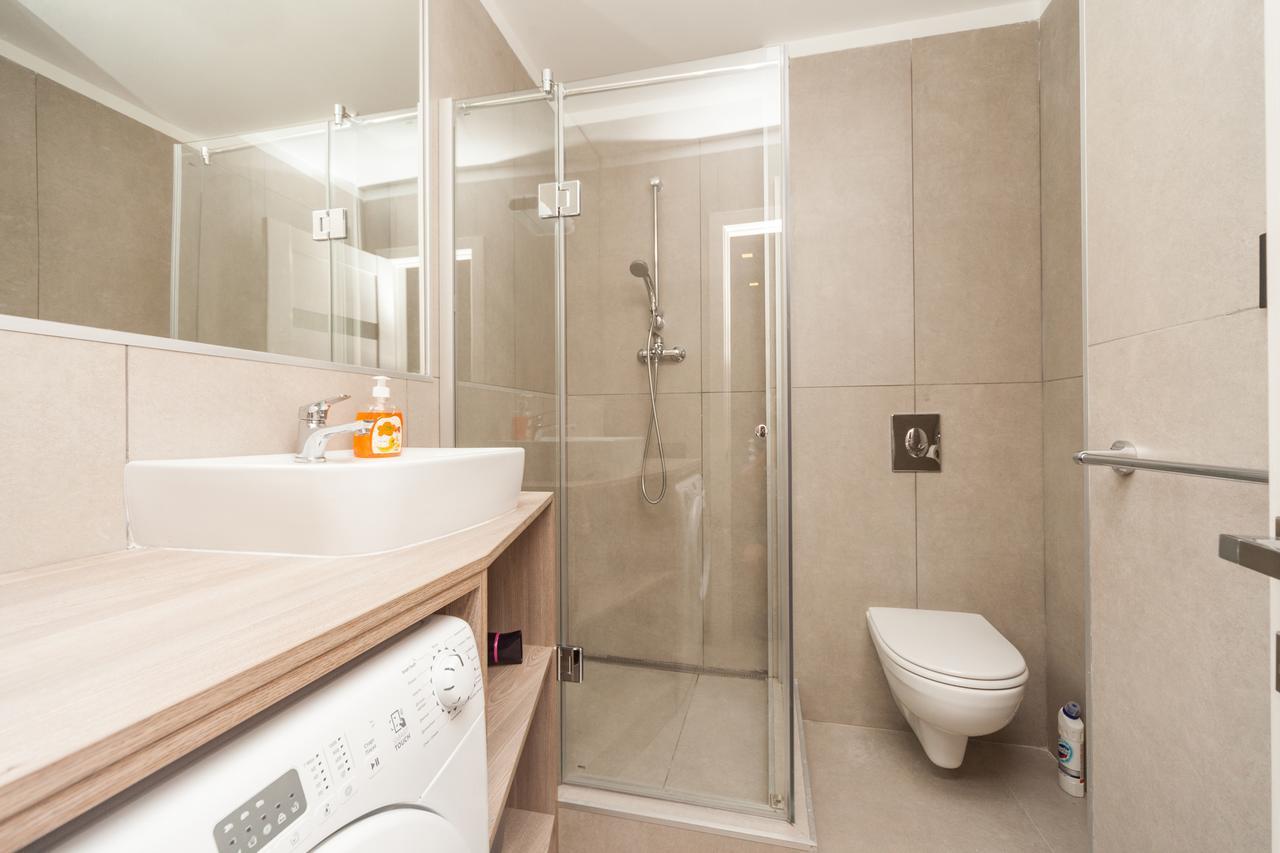 New Vip Aparts Deribasovskaia Odessa Ngoại thất bức ảnh