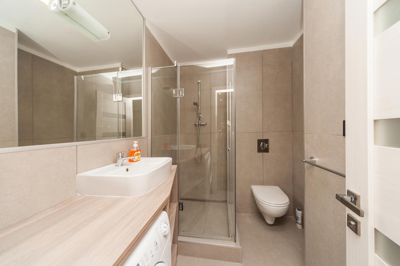 New Vip Aparts Deribasovskaia Odessa Ngoại thất bức ảnh